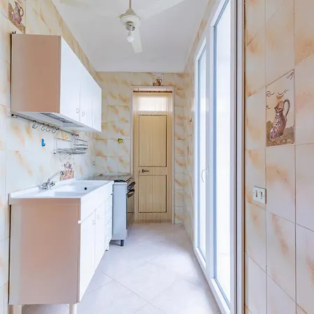 Benegiamo Villa